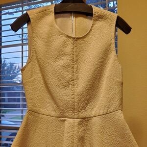 ELIZABETH & James top